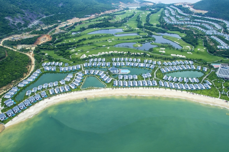 Vinpearl Golf Land Resort & Villas